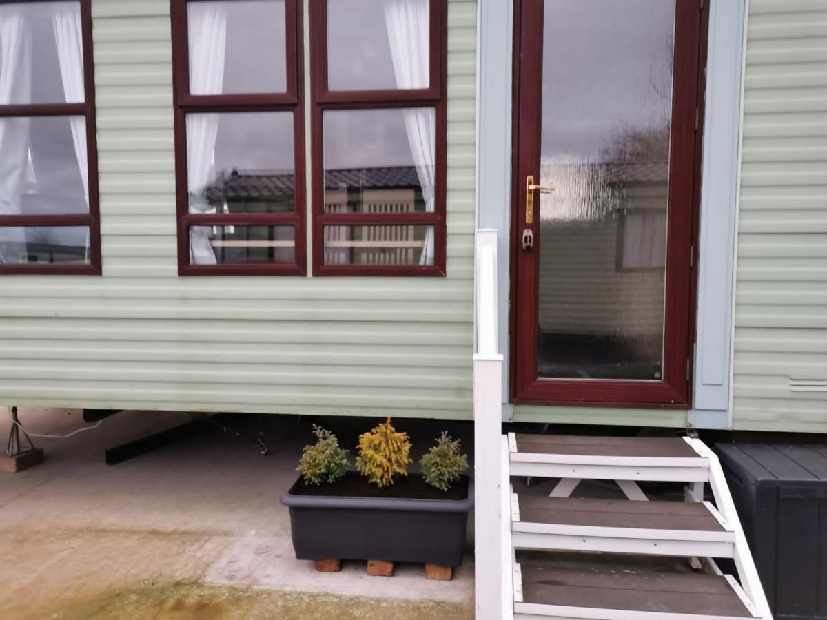 Lovely Static Holiday Caravan Near Whithorn Zewnętrze zdjęcie
